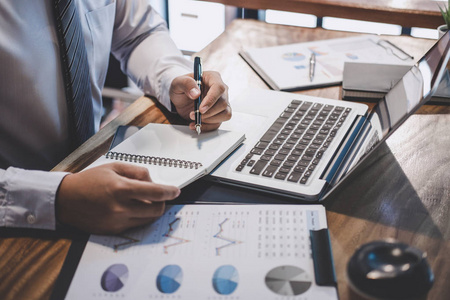 北京市调查公司电话：商务调查是怎么收集资料的？